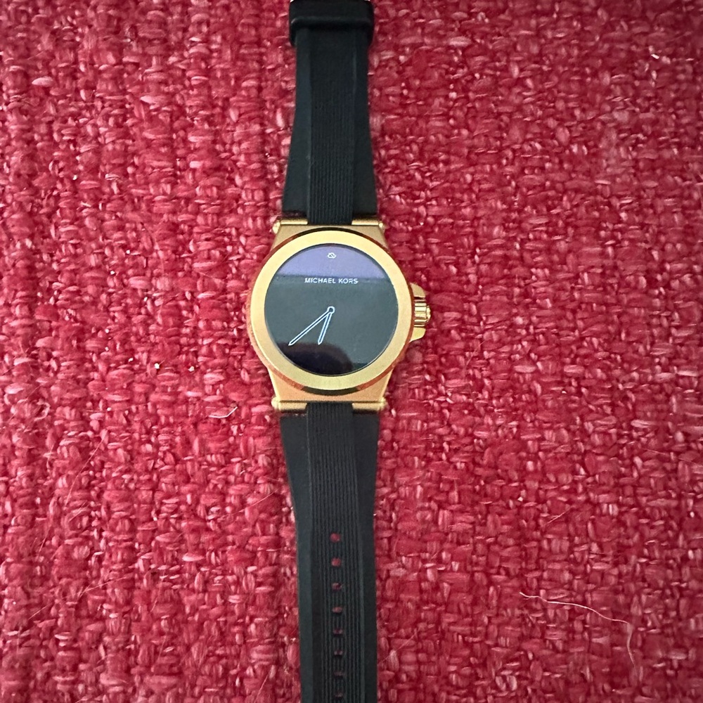 Michael Kors ‘Dylan’ Gold and Black Smartwatch
